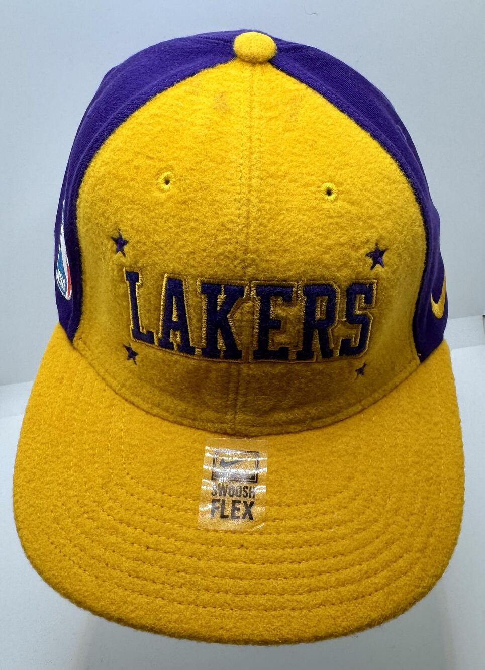 Los Angeles Lakers Hat Cap Fitted Mens Large Gold Purple NBA Basketball Nike